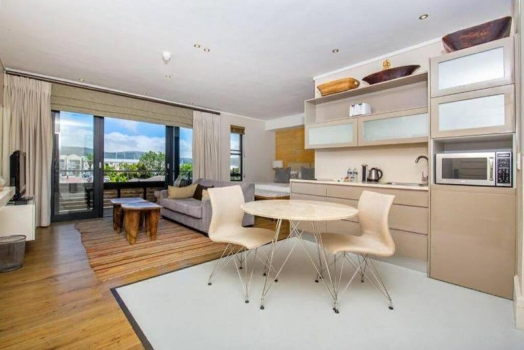 Luxury Studio 106 Книсна Екстериор снимка